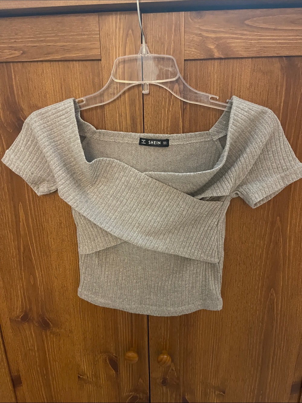 SHEIN Light Gray Ribbed Off-Shoulder Twist Crop Top